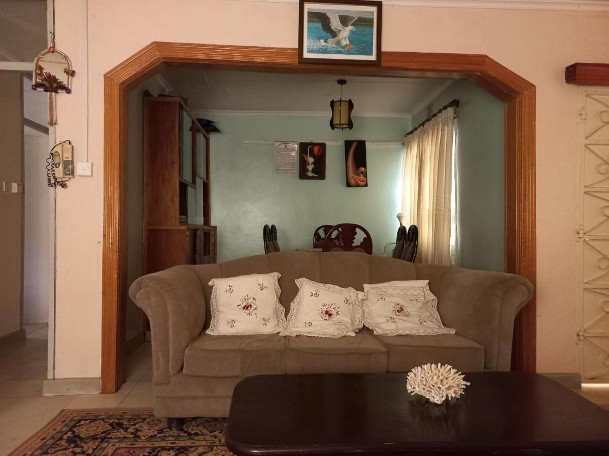 Kuniville Guest House Nyeri Luaran gambar